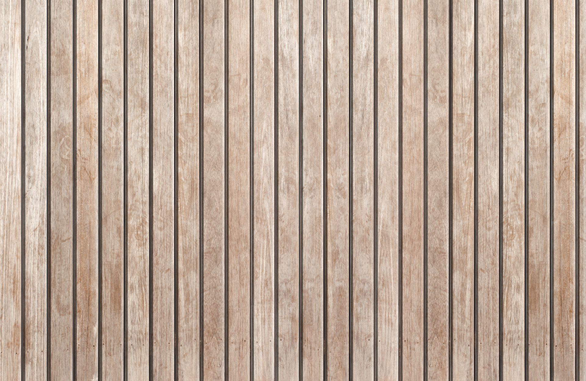 Un panneau mural en bois