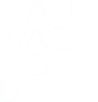 Les lettres « AJVASDD » disposées verticalement et superposées sur un fond noir.