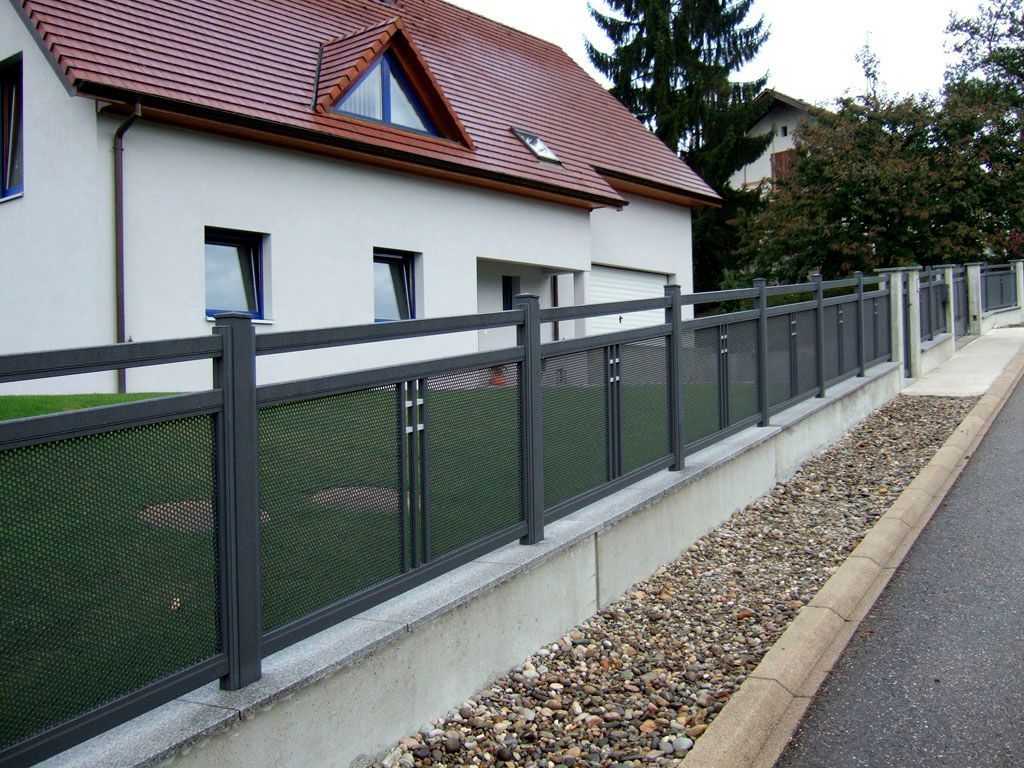 clôture MILLENIUM MIRAGE
