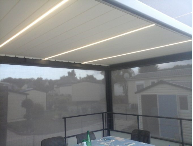 Pergola bioclimatique