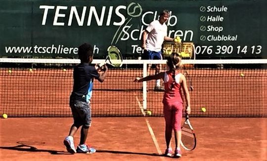 Tennis lessons – Schlieren Tennis School