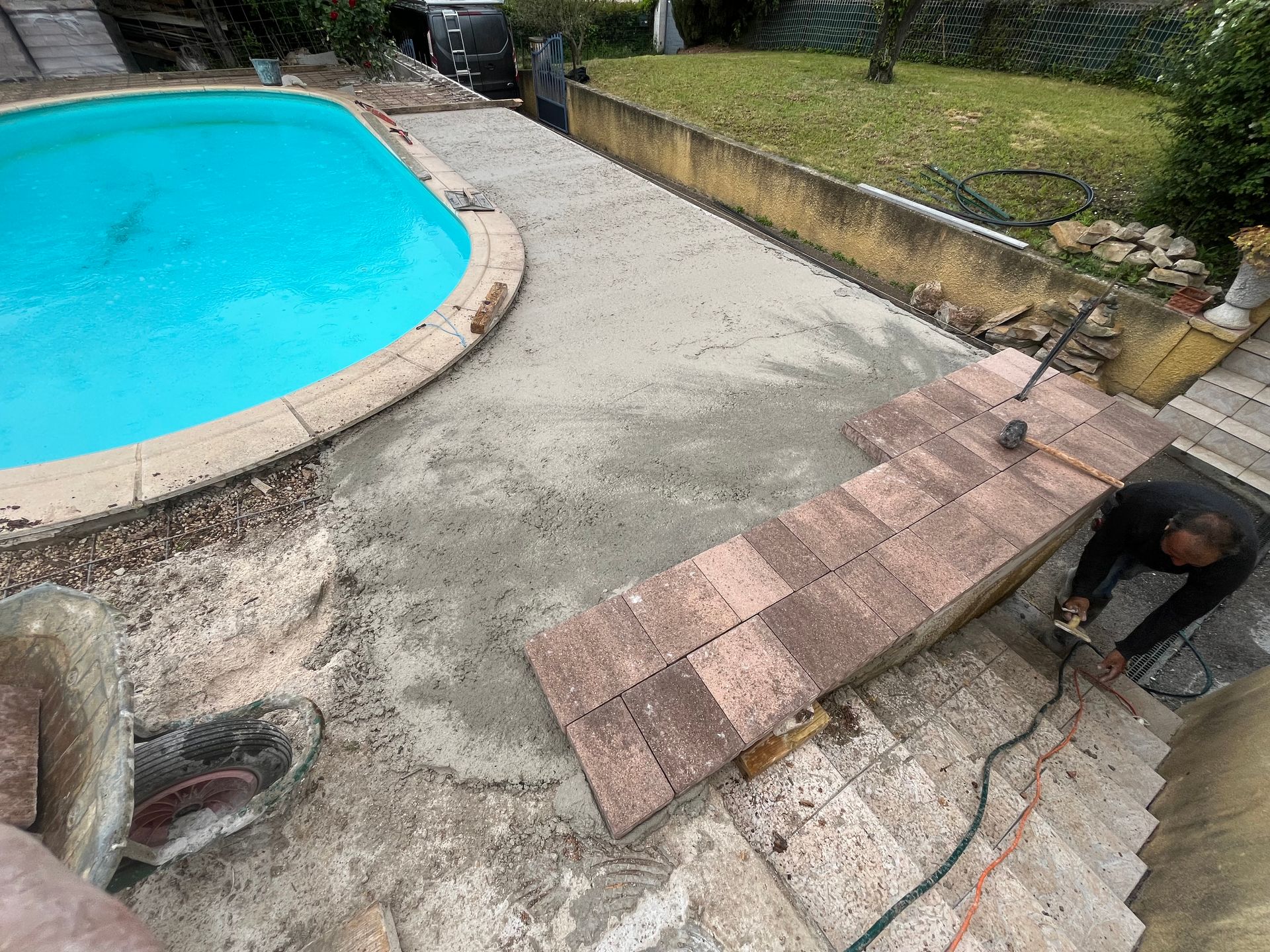 Rénovation du tour d'une piscine