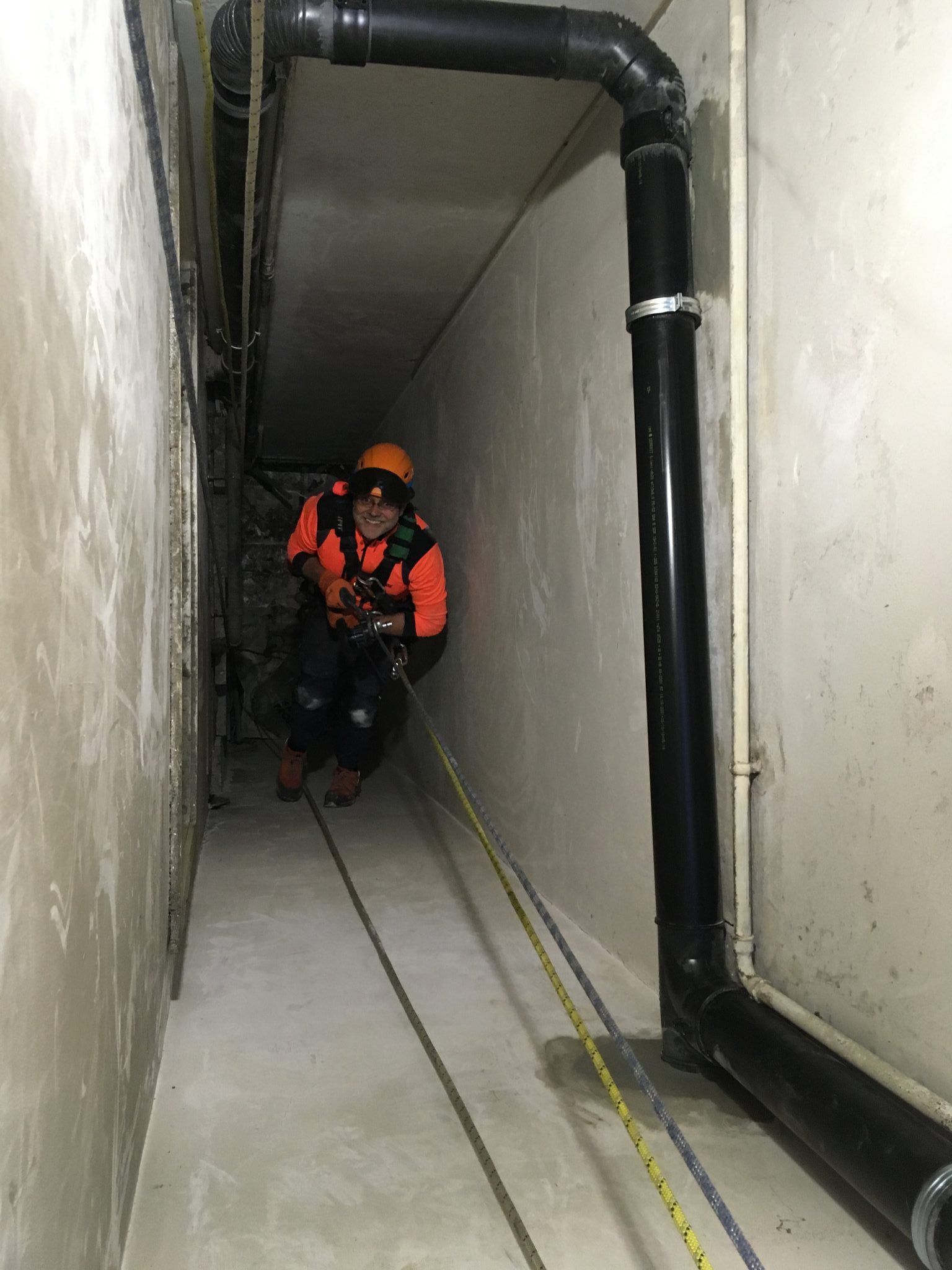 P. Meyer Haustechnik GmbH Spezialprojekte mit Seil Schacht