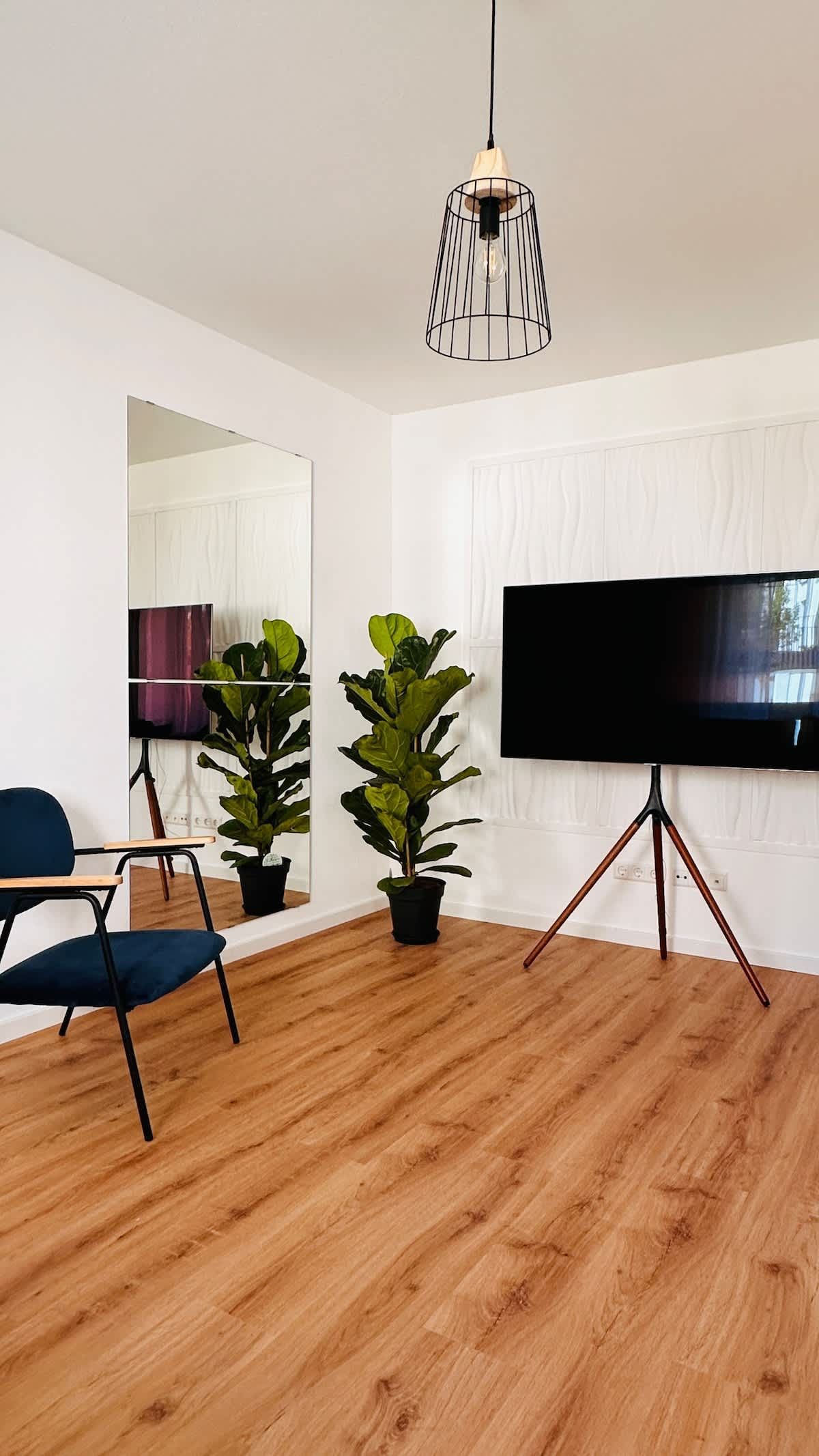 Wohnbereich mit Fernseher