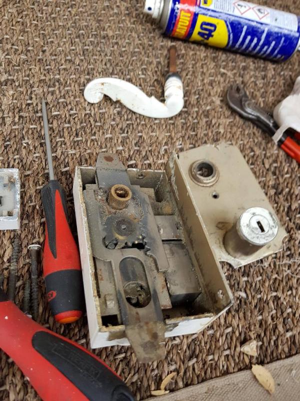 Réparation mécanisme de serrure