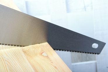 Saha kiinni laudassa