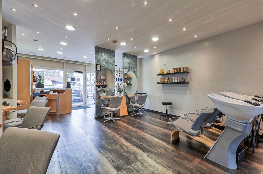 Vue globale de l'intérieur du salon