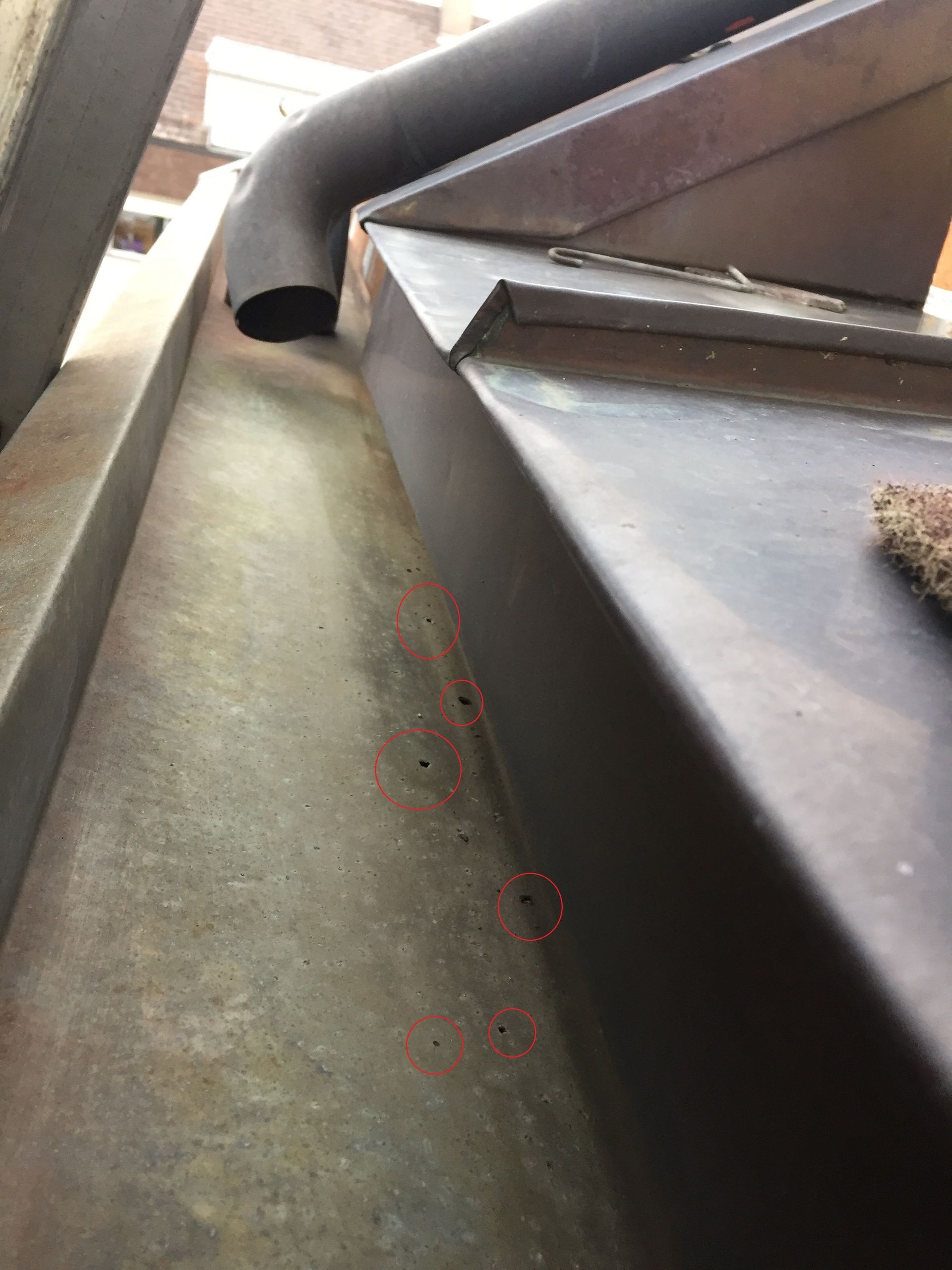 Dachkontrollen - Wyss AG Spenglerei Flachdach Blitzschutz