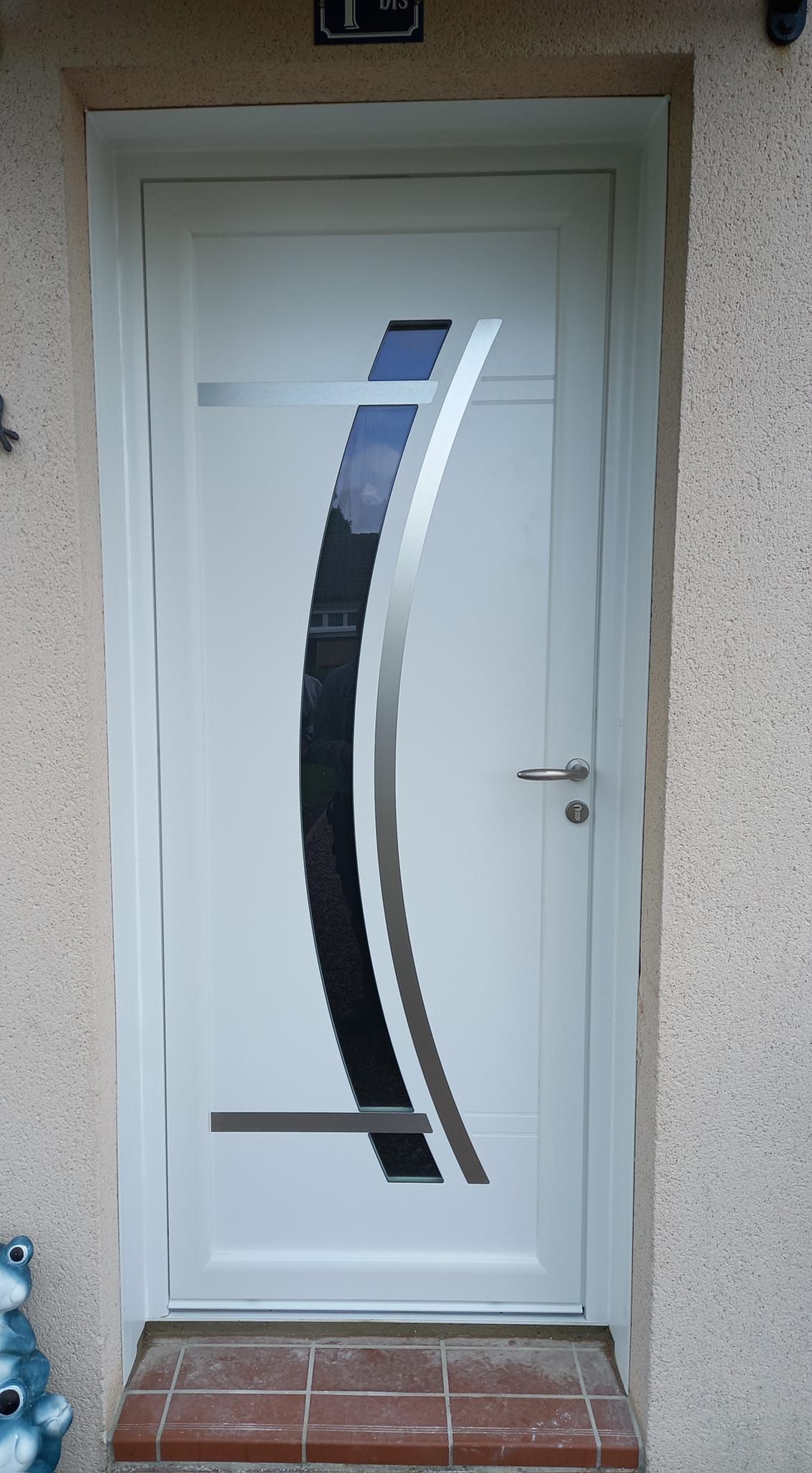 Porte blanche en aluminium 05