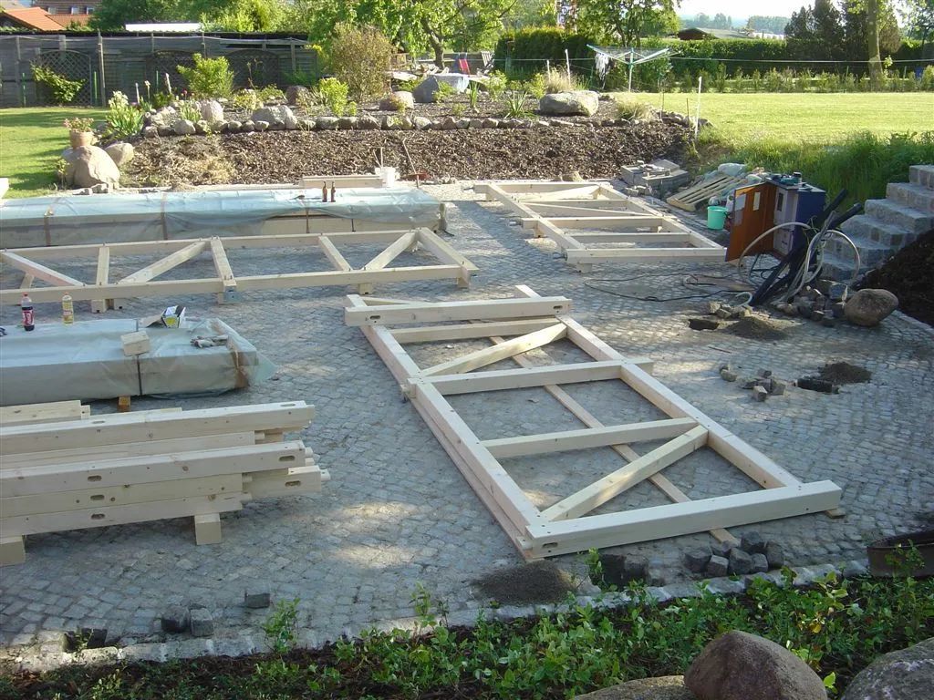 Carport für 4 Fahrzeuge mit Abstellraum