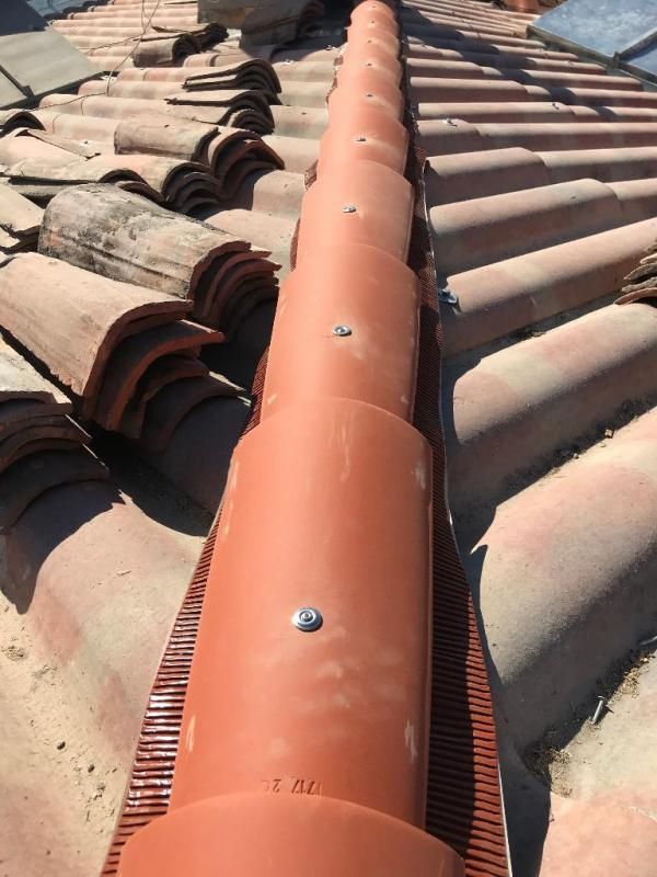 Faîte de toit refait