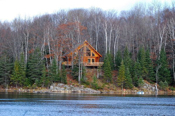 Chalet rental in Canada - RénovaBagnes