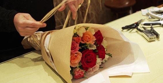 Fleuriste - emballage bouquet