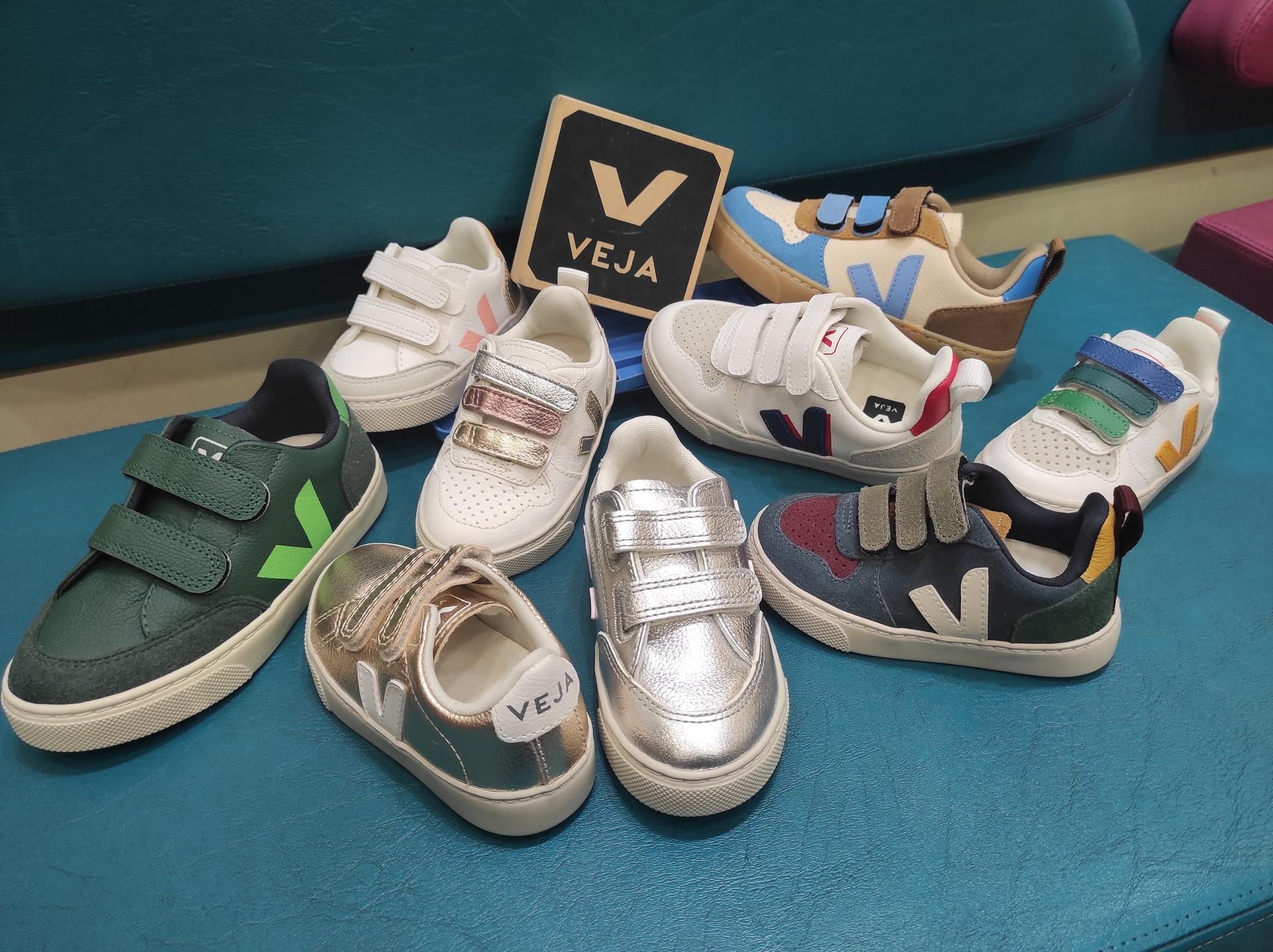 Chaussures pour enfants de la marque  Veja