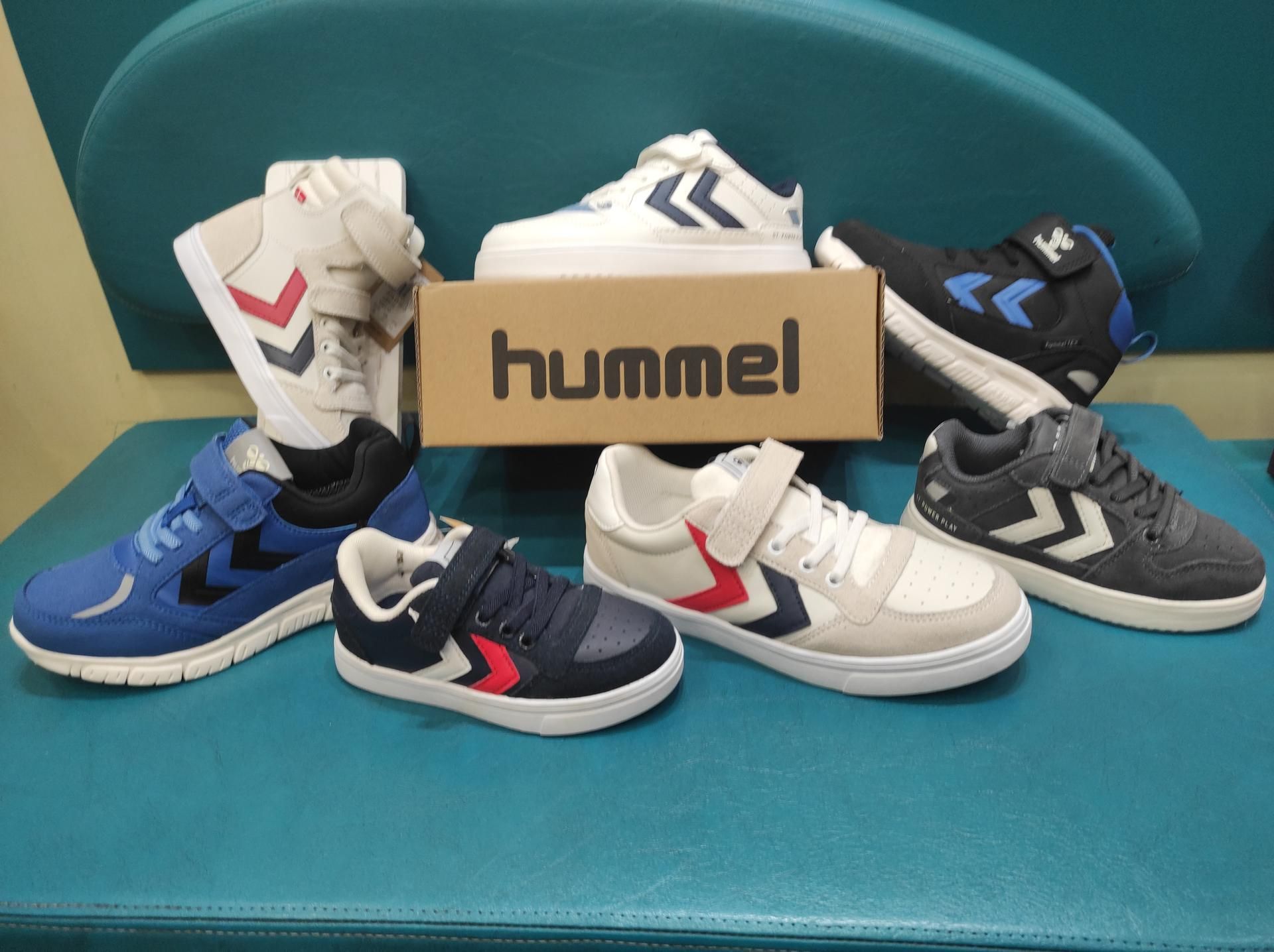 Chaussures pour enfants de la marque Hummel