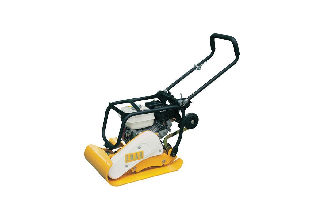 Una máquina amarilla y blanca con un mango sobre un fondo blanco.