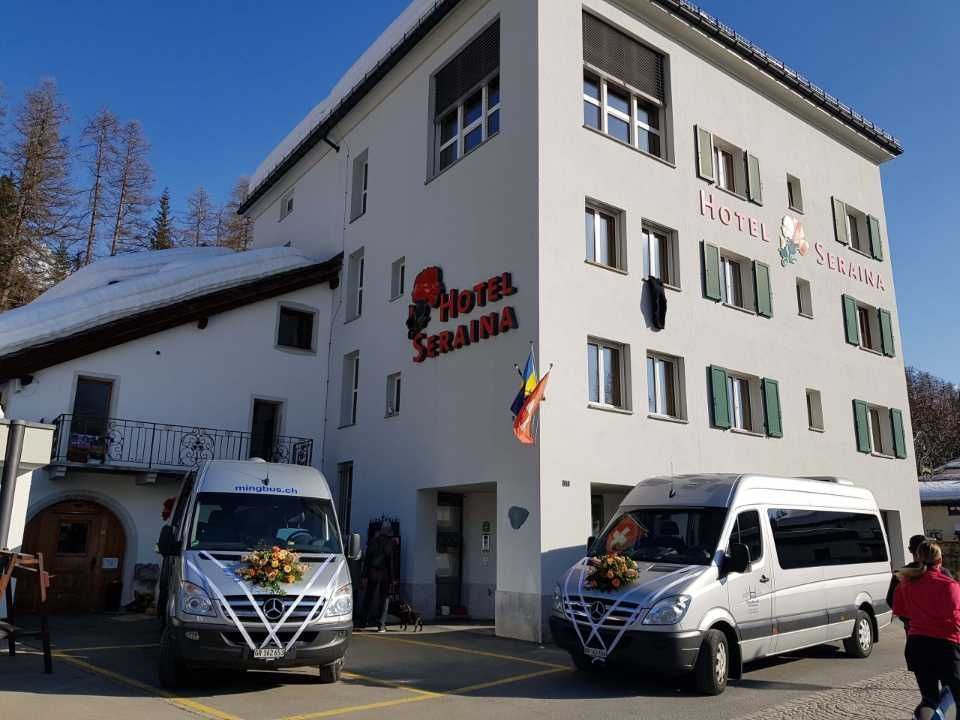 Ming Bus AG – Sprinter mit Blumenschmuck