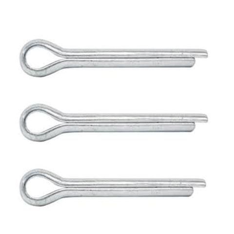 Tres pasadores de chaveta de acero inoxidable sobre un fondo blanco.