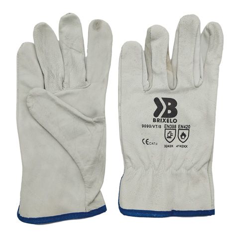 Un par de guantes blancos con la letra b en ellos.