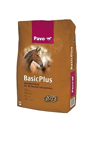 Una bolsa de comida básica para caballos con la imagen de un caballo.