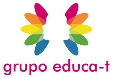 Logotipo colorido con forma de mariposa sobre el texto «grupo educa-t»