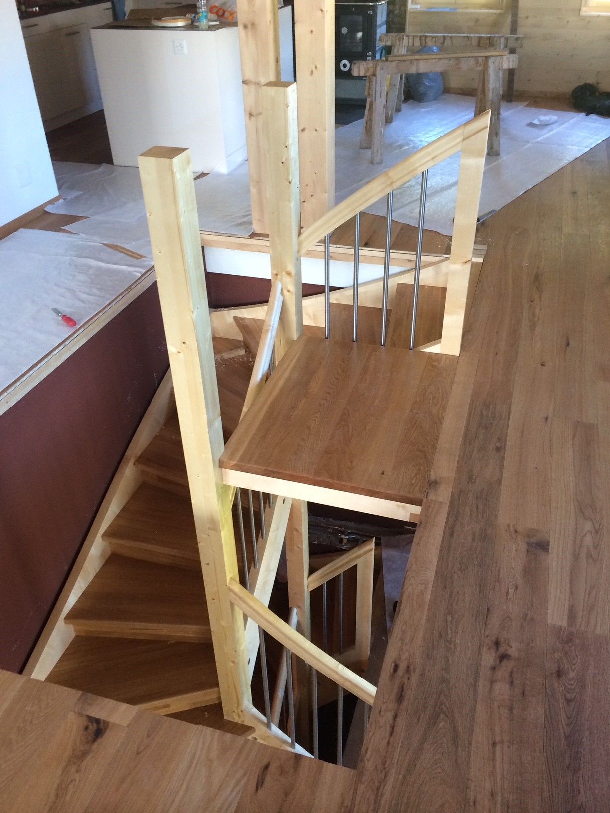 Holztreppe - Hanspeter Heinzelmann Zimmerei