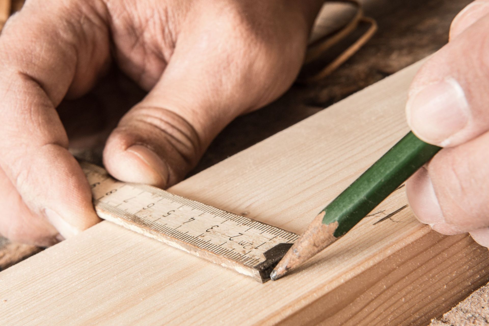 Schreinerarbeit - Hanspeter Heinzelmann Zimmerei