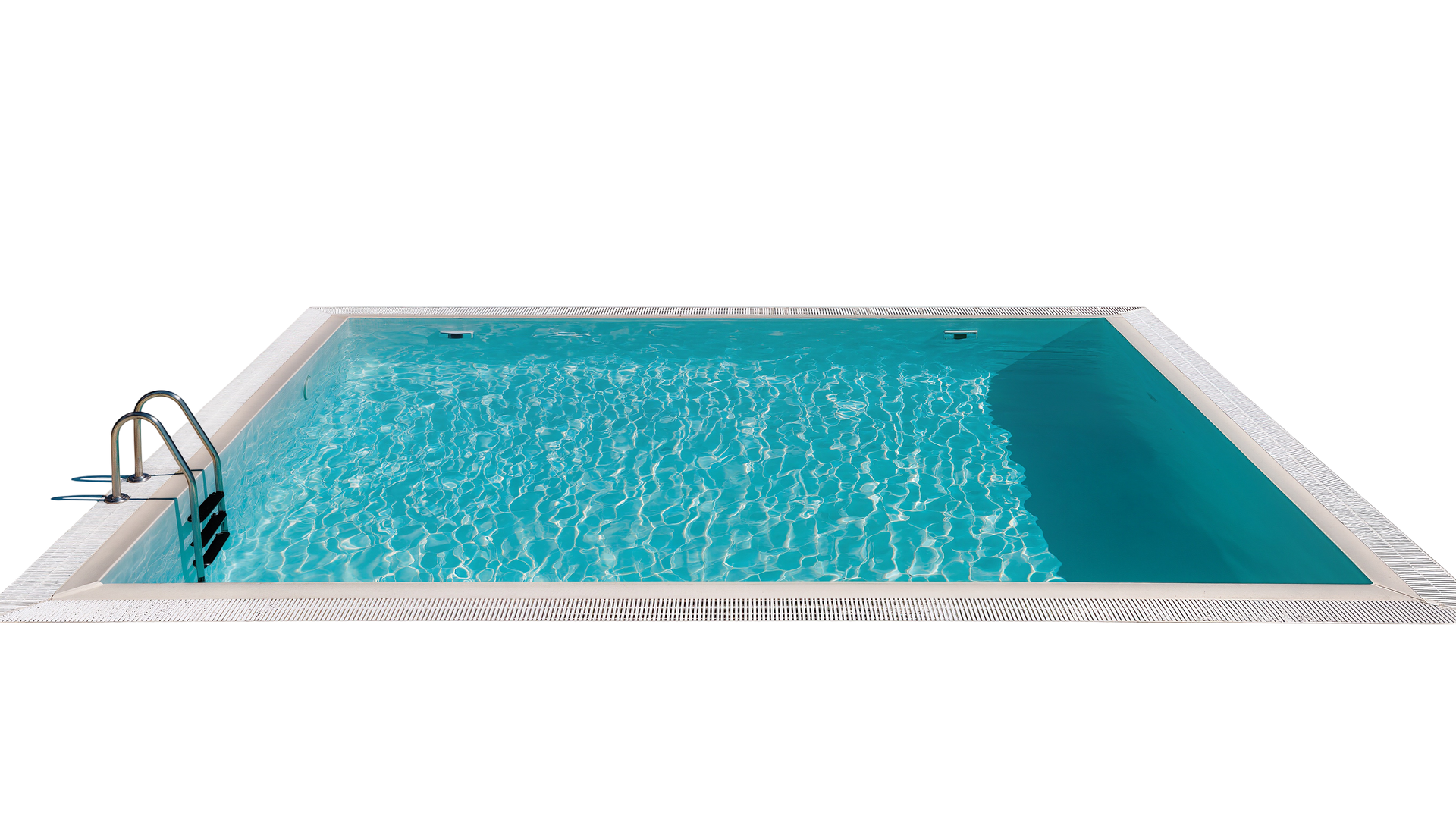 Piscine à l'eau bleu clair et avec une échelle métallique sur la gauche.