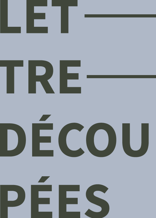 Texte partiel d'une affiche sur fond bleu pâle avec des lettres gris foncé.
