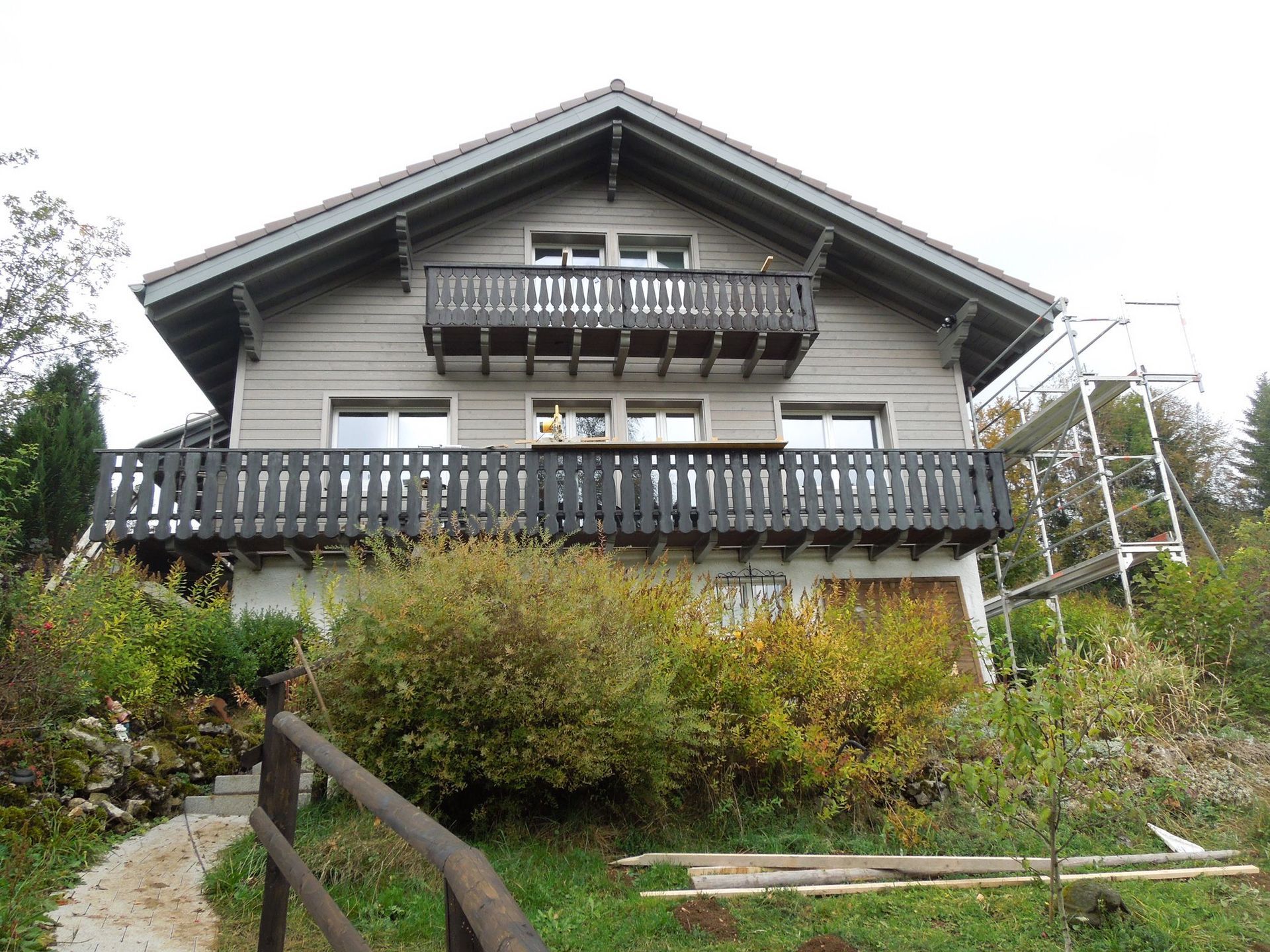 Rénovation façade bois - Bernard Ducommun et Fils SA