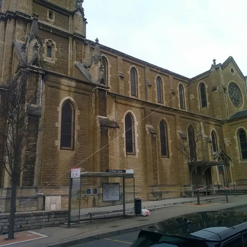 Façade d'une église