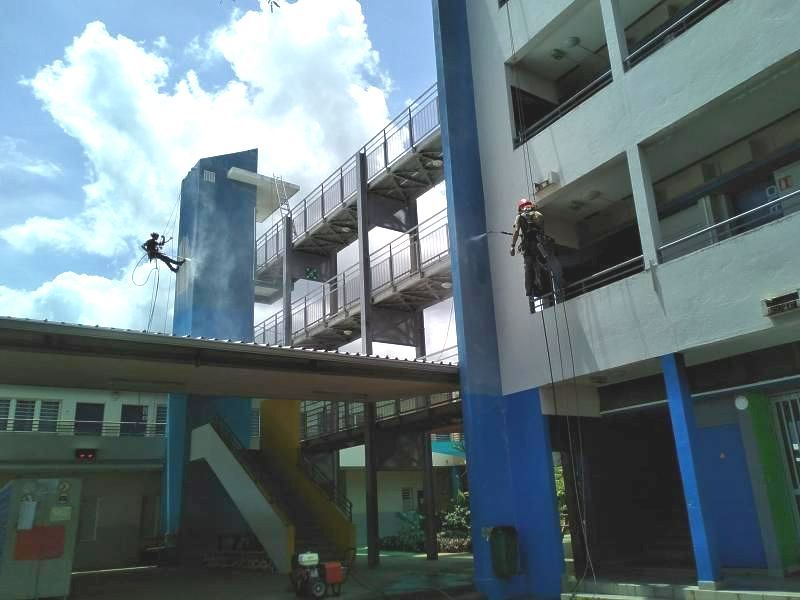 Nettoyage d'un grand bâtiment