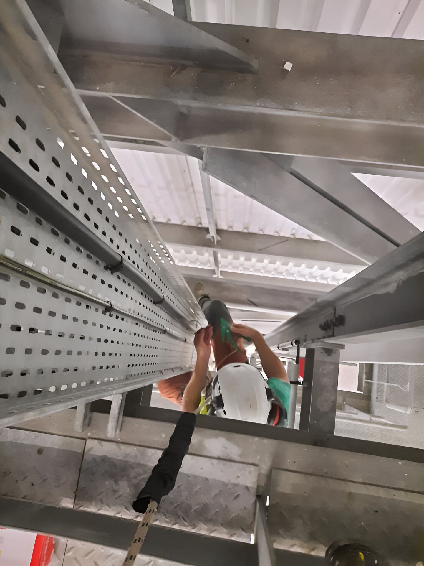 Intervention sur une charpente métallique