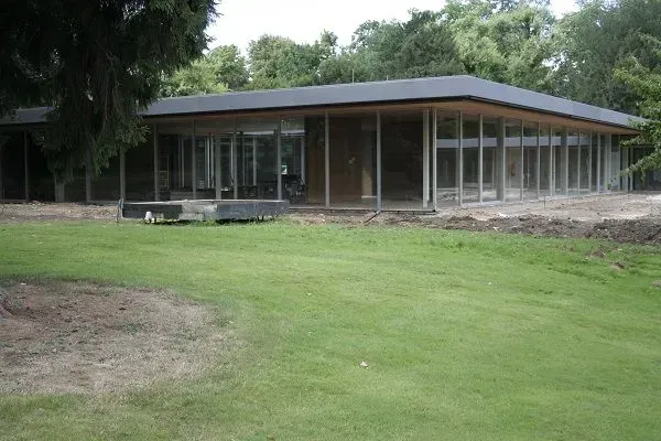 Kanzlerbungalow, Restaurierungswerkstatt Jörg Nowack und Partner