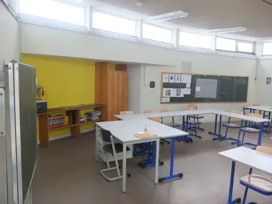 Geschwister-Scholl-Gesamschule, Restaurierungswerkstatt Jörg Nowack und Partner