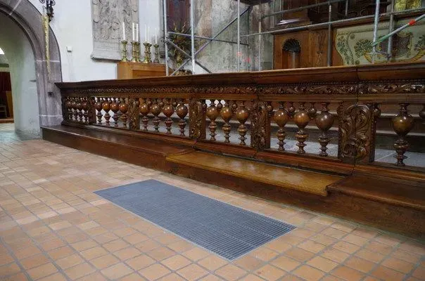 Kommunionbank, Restaurierungswerkstatt Jörg Nowack und Partner