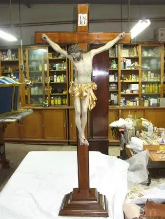 Vortragekreuz, Restaurierungswerkstatt Jörg Nowack und Partner