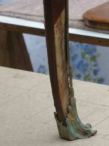 Schreibtischfuß, Restaurierungswerkstatt Jörg Nowack und Partner