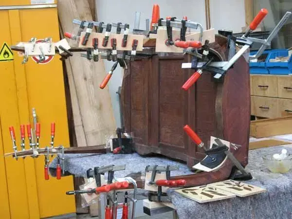 Werkzeug für Restaurierung von Schreibtisch, Restaurierungswerkstatt Jörg Nowack und Partner
