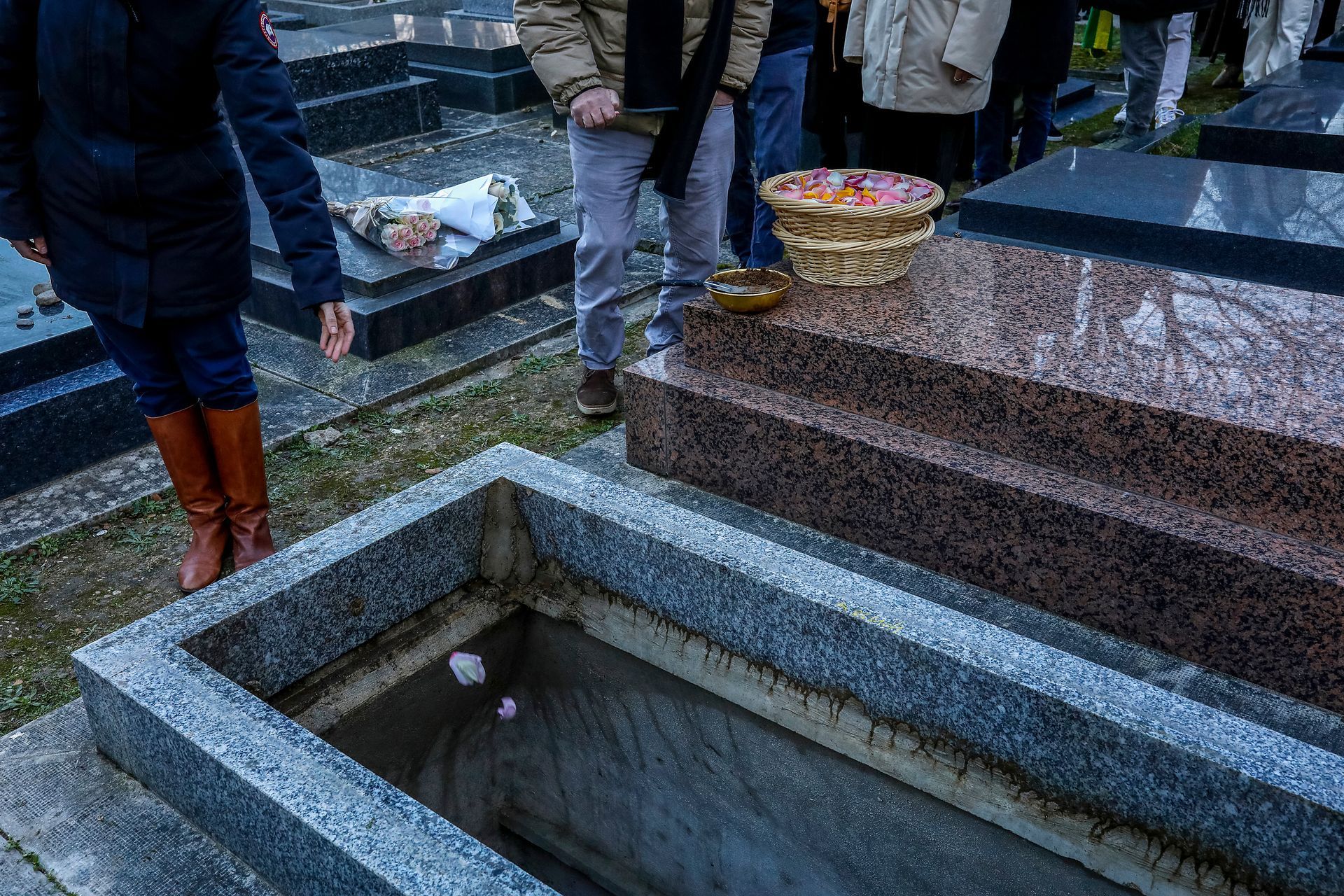 Cérémonie avec inhumation du défunt