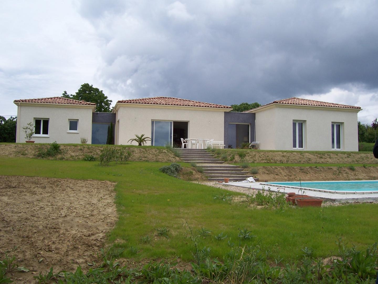 Maison individuelle avec piscine