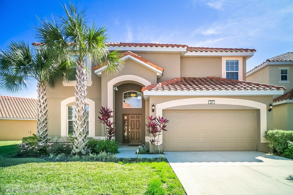 Luxury 6 Bd home in Aviana Resort near Disney