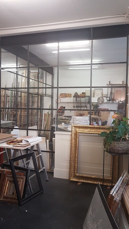 laboratorio per il restauro di cornici - Atelier Cornici e Restauri