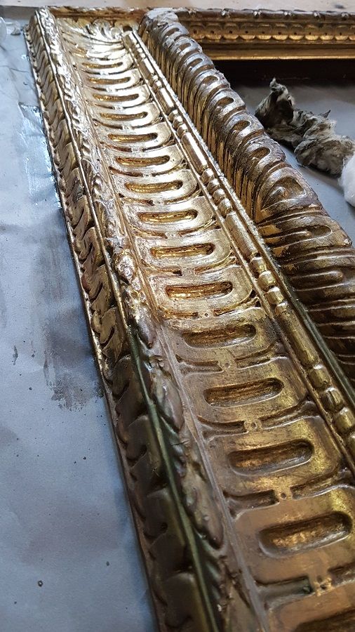 cornice intagliata - Atelier Cornici e Restauri