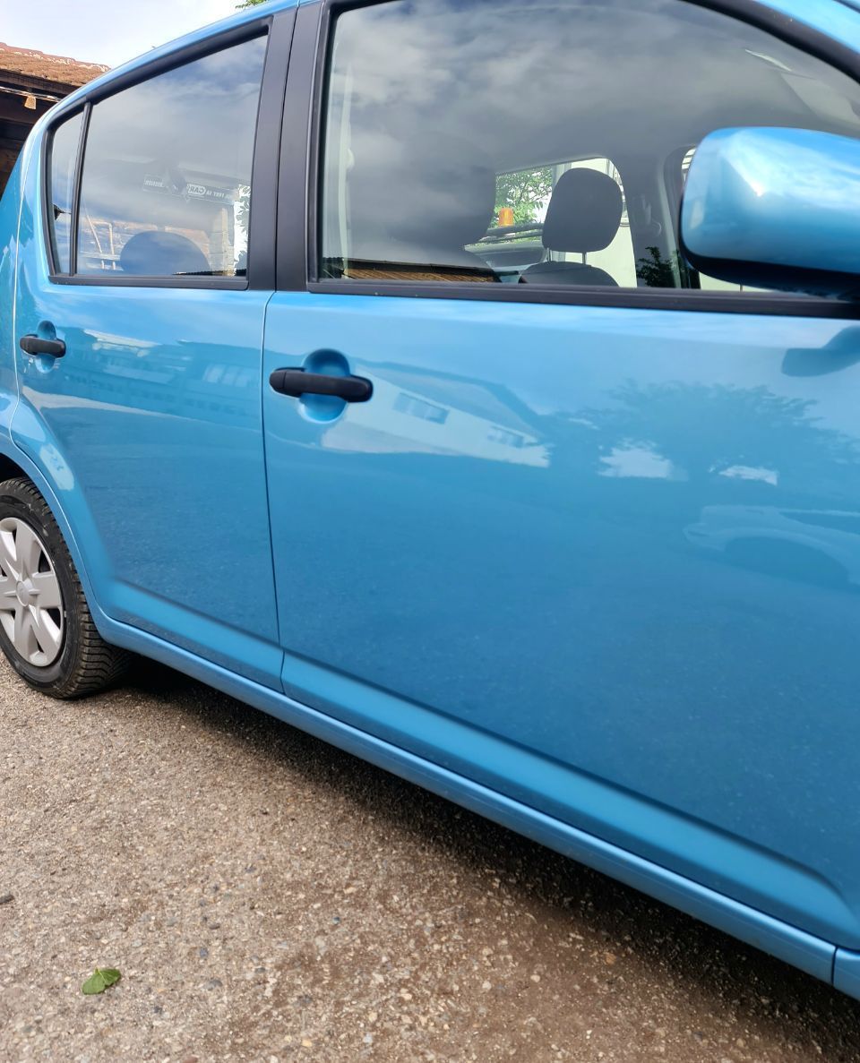 peinture neuve pour carrosserie