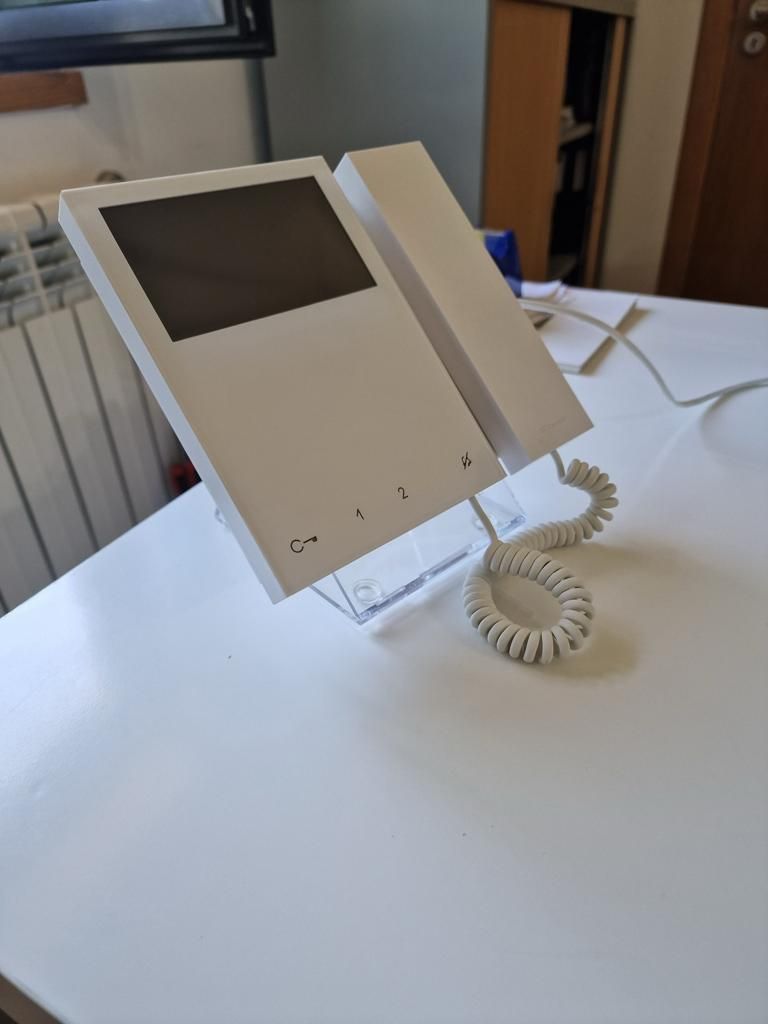 vídeoporteiros MB eletricista