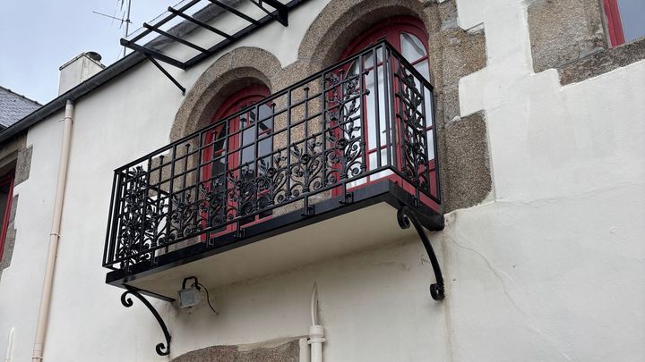 Balcon en fer forgé