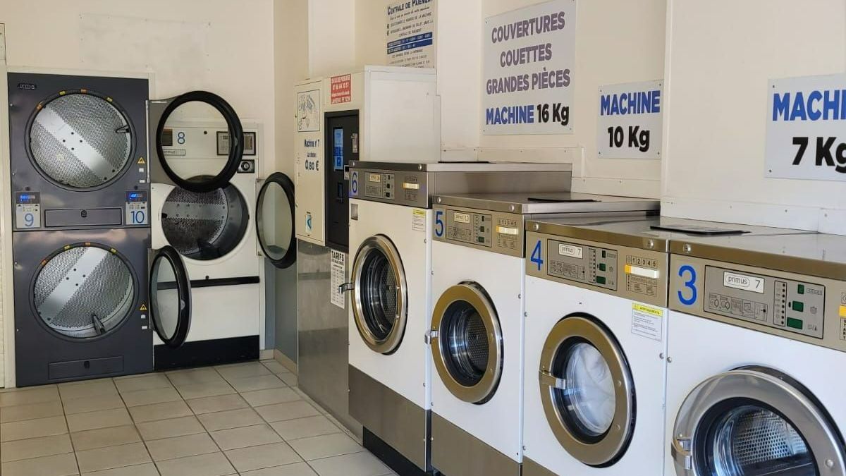 machines à laver de la laverie à Feyzin - Promoclean Laveries Grand Lyon
