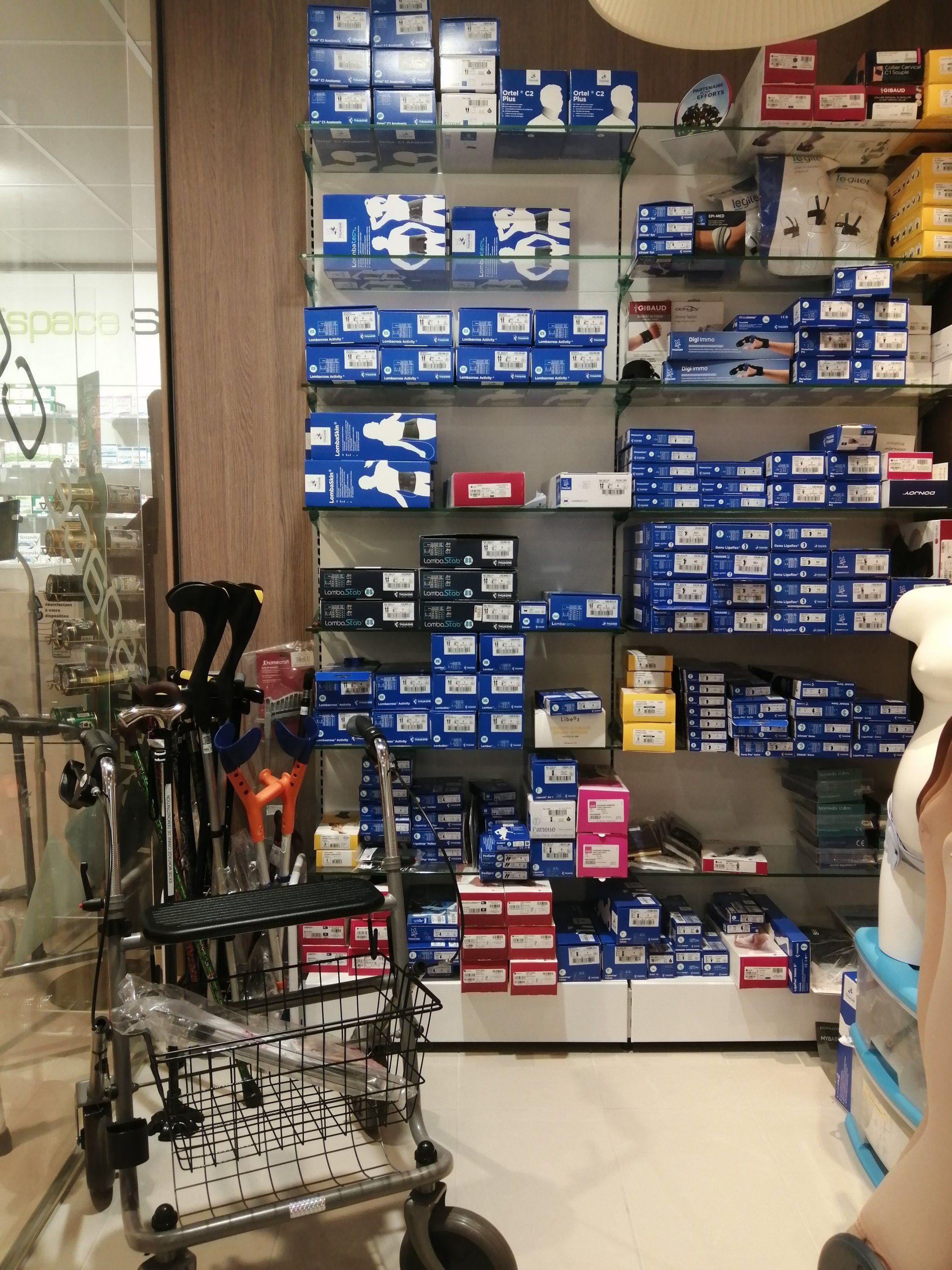 Local orthopédique : attelles et orthèses