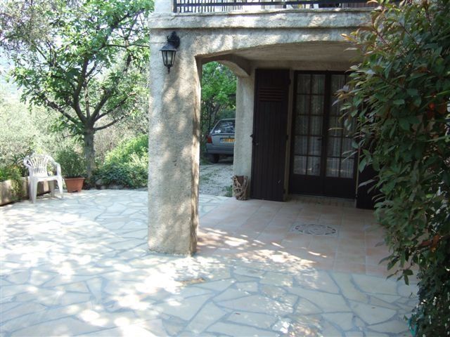 Opus et carrelage et sa rosace